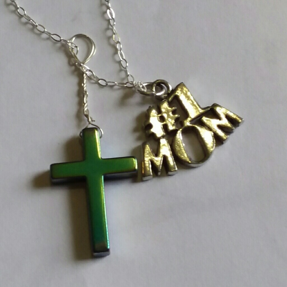 #1 mom cross
